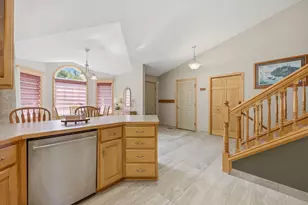1617 Natures Ct, Saint Cloud, MN 56304 - Photo 6