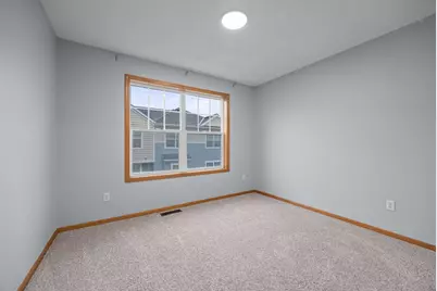 1686 Village Trail E #2, Maplewood, MN 55109 - Photo 20