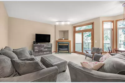 17800 Townline Road, Minnetonka, MN 55345 - Photo 4