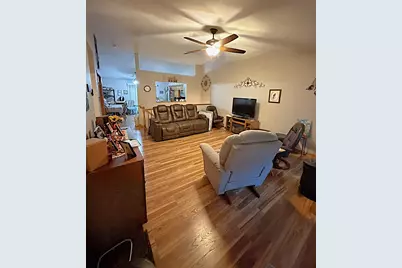 140 Orchard Manor Drive SE, Plainview, MN 55964 - Photo 8
