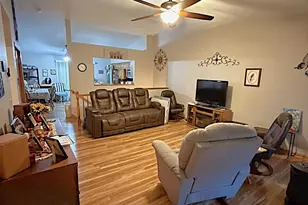140 Orchard Manor Dr SE, Plainview, MN 55964 - Photo 8