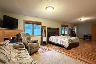140 Orchard Manor Dr SE, Plainview, MN 55964 - Photo 14