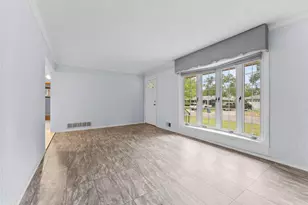 3907 Lakewood Ave, White Bear Lake, MN 55110 - Photo 10