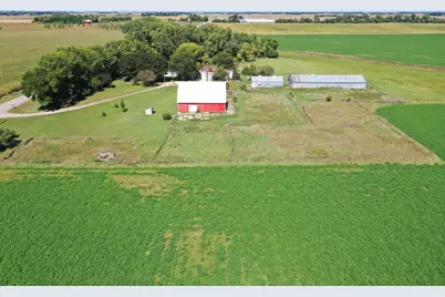 18413 60th Street SW, Prinsburg, MN 56281 - Photo 2