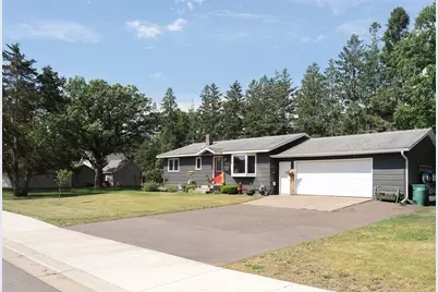 113 N Hawthorn Street, Royalton, MN 56373 - Photo 2