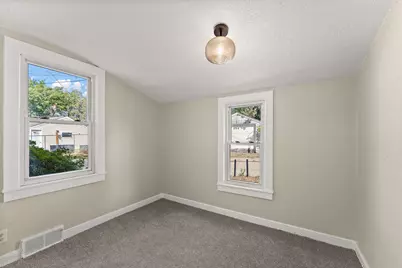 244 Dale Street E, South Saint Paul, MN 55075 - Photo 12