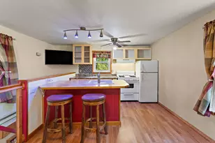 2184 Minnehaha Ave E, Saint Paul, MN 55119 - Photo 1