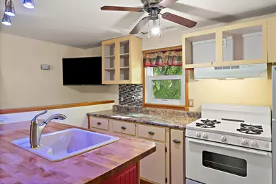 2184 Minnehaha Avenue E, Saint Paul, MN 55119 - Photo 2