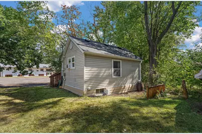 2184 Minnehaha Avenue E, Saint Paul, MN 55119 - Photo 24