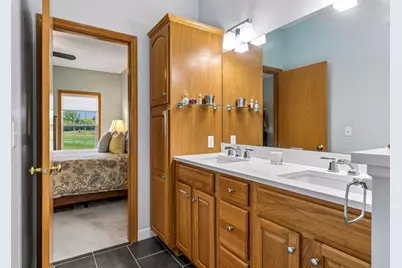 516 Holly Lane N, Oakdale, MN 55128 - Photo 24