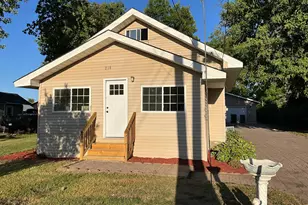 216 6th St NE, Long Prairie, MN 56347 - Photo 32