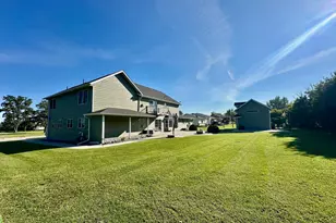 310 7th St SW, Roseau, MN 56751 - Photo 12