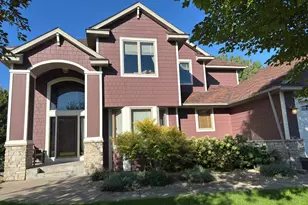 9314 Peony Ln N, Maple Grove, MN 55311 - Photo 2