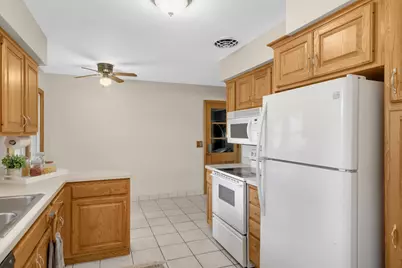 3829 Oak Street N, Brooklyn Center, MN 55429 - Photo 14
