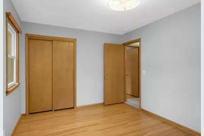 3829 Oak Street N, Brooklyn Center, MN 55429 - Photo 16