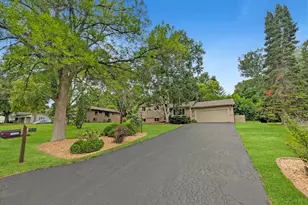 10500 39th Ave N, Plymouth, MN 55441 - Photo 36
