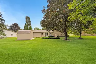 10500 39th Ave N, Plymouth, MN 55441 - Photo 30