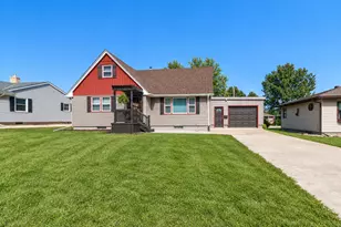316 West St, New Ulm, MN 56073 - Photo 1