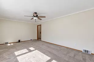 316 West St, New Ulm, MN 56073 - Photo 6