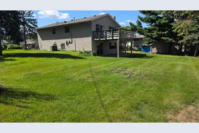 1727 30th Street NW, Rochester, MN 55901 - Photo 2