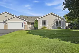 9412 Eagle Ct, Monticello, MN 55362 - Photo 2
