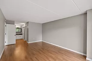 10501 Cedar Lake Rd, Minnetonka, MN 55305 - Photo 10