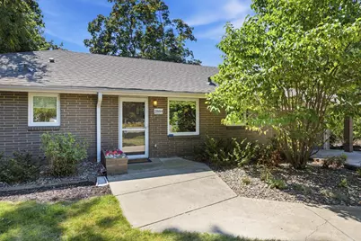 2884 W Owasso Boulevard, Roseville, MN 55113 - Photo 4