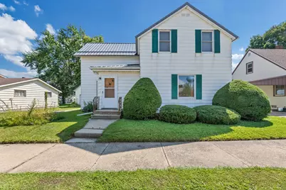 318 E Grove Street, Caledonia, MN 55921 - Photo 2