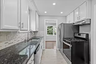 2708 Webster Ave S, Saint Louis Park, MN 55416 - Photo 8