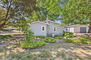 2379 Roselawn Ave W, Lauderdale, MN 55113 - Photo 30
