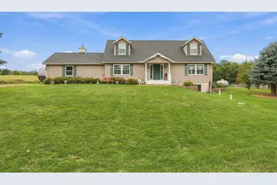 927 40th Street, Clayton, WI 54004 - Photo 2