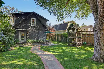 831 Fairview Avenue N, Saint Paul, MN 55104 - Photo 40