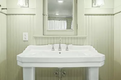 831 Fairview Avenue N, Saint Paul, MN 55104 - Photo 28