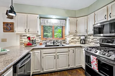 112122 Haering Lane, Chaska, MN 55318 - Photo 10