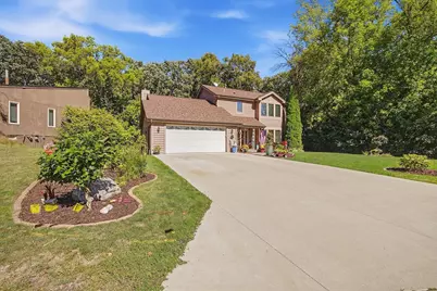 112122 Haering Lane, Chaska, MN 55318 - Photo 2