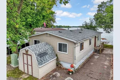 13100 318th Street #112, Lindstrom, MN 55045 - Photo 2