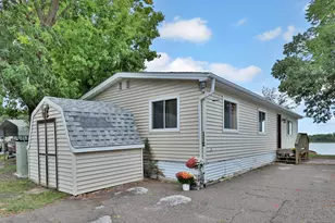 13100 318th St, Lindstrom, MN 55045 - Photo 24
