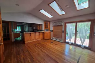 645 W 3rd St, Rush City, MN 55069 - Photo 2