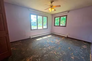645 W 3rd St, Rush City, MN 55069 - Photo 10