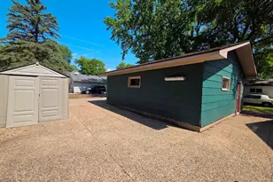 645 W 3rd St, Rush City, MN 55069 - Photo 28