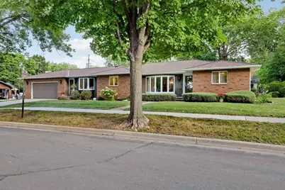 611 E Sheridan Avenue, Montevideo, MN 56265 - Photo 2
