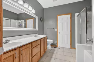 8011 Everest Ln N, Maple Grove, MN 55311 - Photo 14