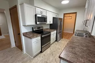 145 Rita Rd, Mankato, MN 56001 - Photo 4