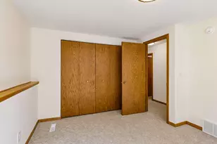 2215 Lincoln St NE, Minneapolis, MN 55418 - Photo 22