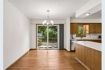 2215 Lincoln Street NE, Minneapolis, MN 55418 - Photo 6