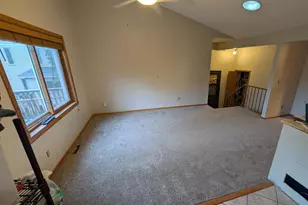 1517 N Innsbruck Dr, Fridley, MN 55432 - Photo 4