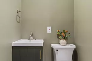 2219 Lincoln St NE, Minneapolis, MN 55418 - Photo 14
