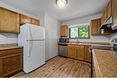 7553 Wedgewood Way N, Maple Grove, MN 55311 - Photo 10