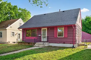 5242 James Ave N, Minneapolis, MN 55430 - Photo 2