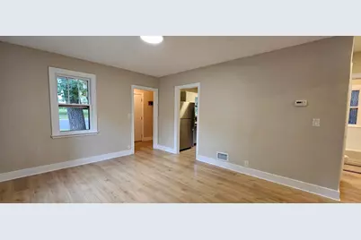 329 W Birch Avenue, Fergus Falls, MN 56537 - Photo 10